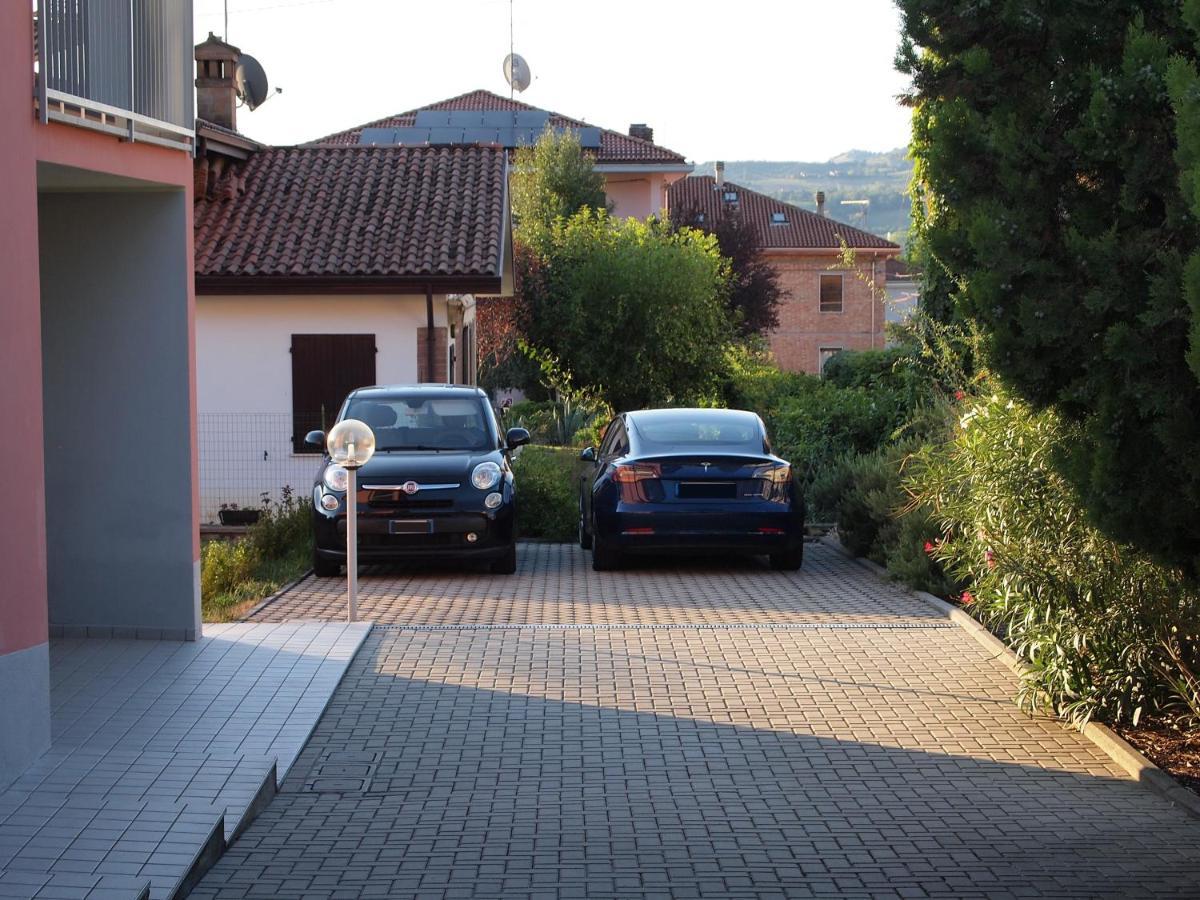 La Casa Dei Nonni Bed & Breakfast Felegara Exterior foto