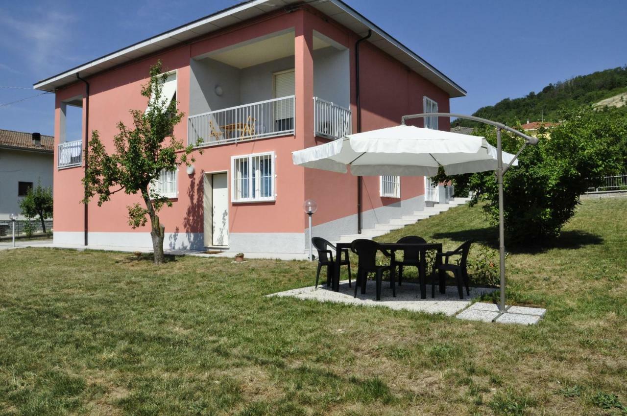 La Casa Dei Nonni Bed & Breakfast Felegara Exterior foto